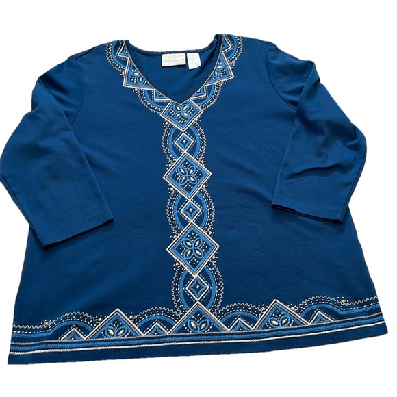 Alfred Dunner blue knit top with embroidery sz L - Picture 1 of 6